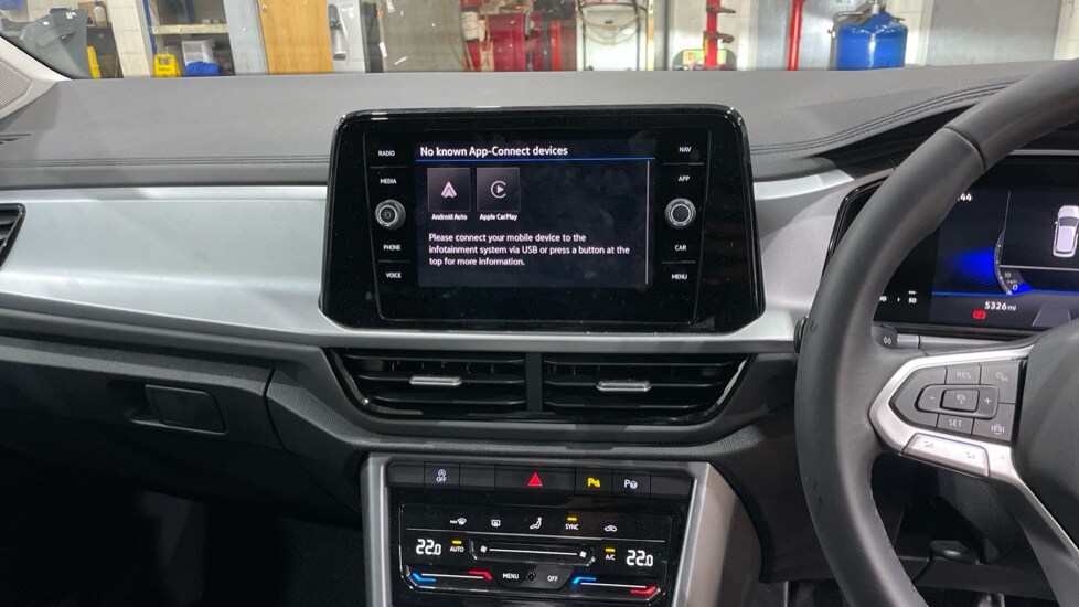 Used Volkswagen T-Roc 2025 for sale - 77075611: Photo 46