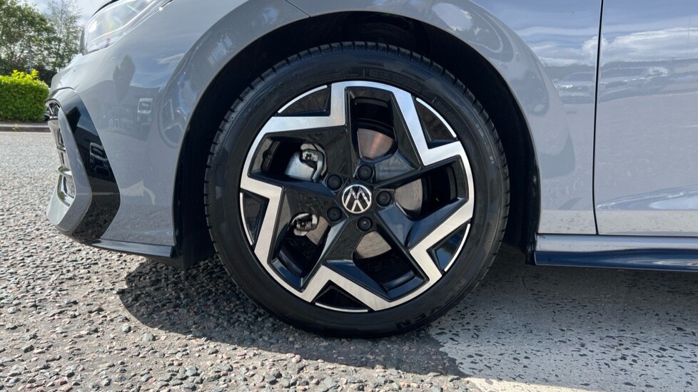 Used Volkswagen Golf 2025 for sale - 75828976: Photo 18