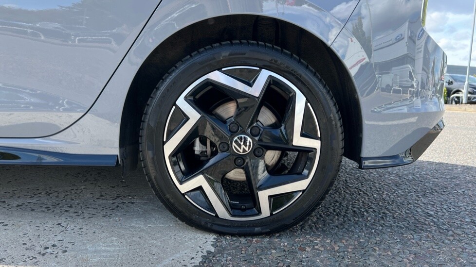 Used Volkswagen Golf 2025 for sale - 75828976: Photo 19
