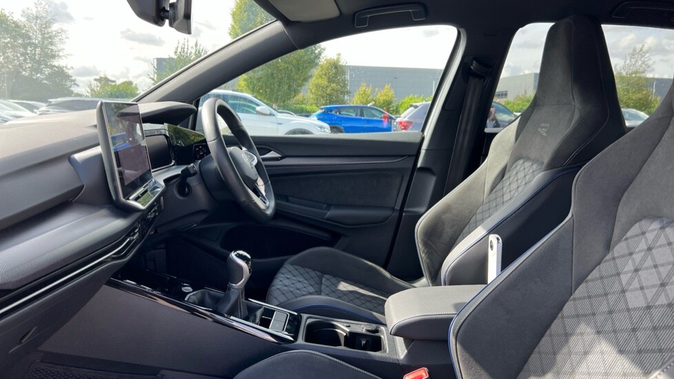 Used Volkswagen Golf 2025 for sale - 75828976: Photo 28