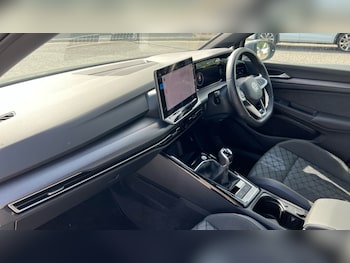 Used Volkswagen Golf 2025 for sale - 75828976: Photo