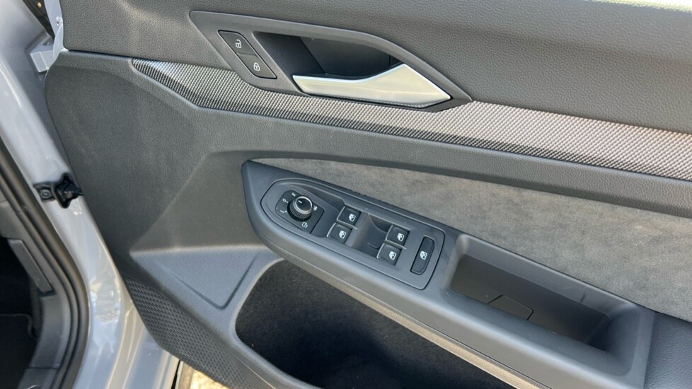 Used Volkswagen Golf 2025 for sale - 75828976: Photo 37