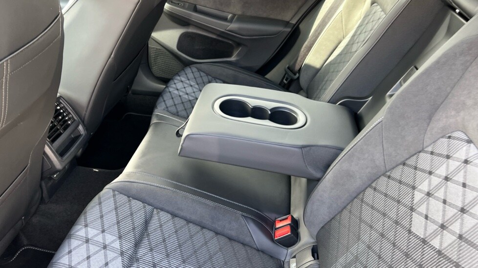Used Volkswagen Golf 2025 for sale - 75828976: Photo 43