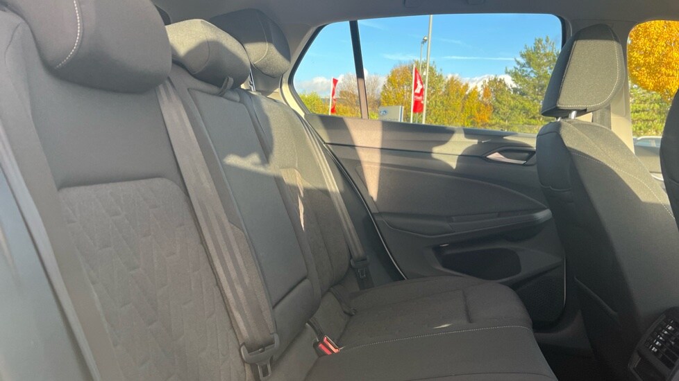 Used Volkswagen Golf 2025 for sale - 76428307: Photo 15