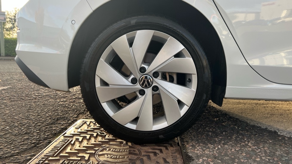 Used Volkswagen Golf 2025 for sale - 76428307: Photo 19