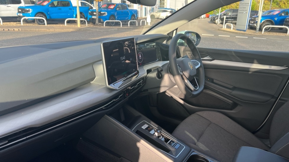 Used Volkswagen Golf 2025 for sale - 76428307: Photo 2