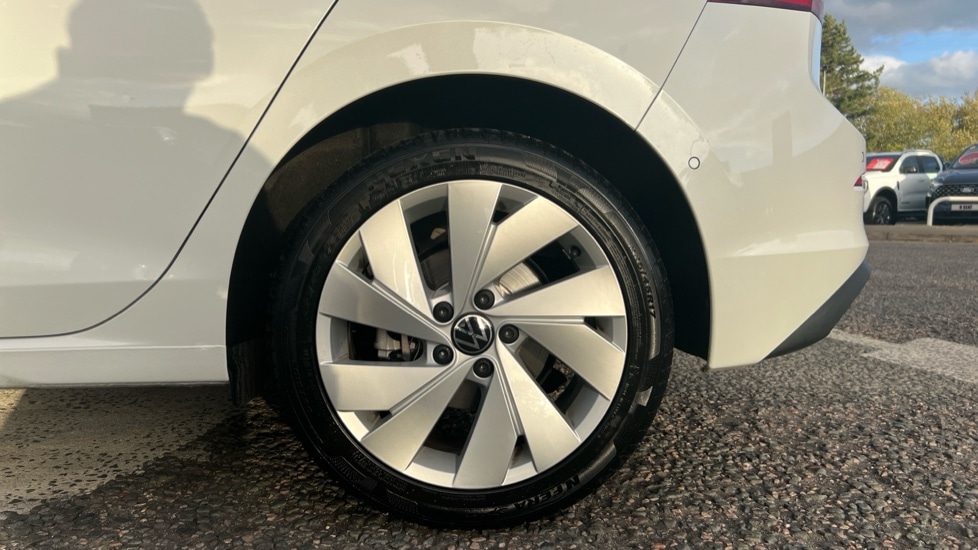 Used Volkswagen Golf 2025 for sale - 76428307: Photo 5