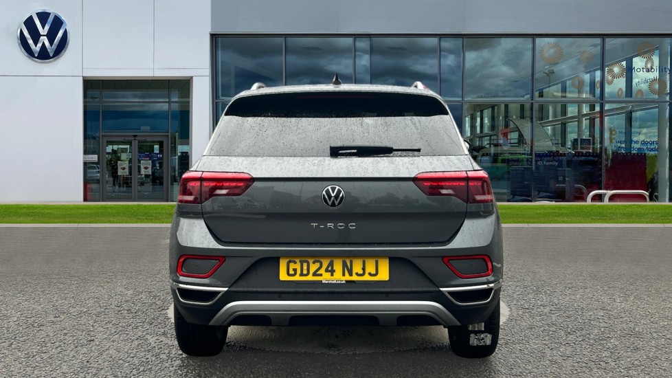 Used Volkswagen T-Roc 2024 for sale - 76528867: Photo 11
