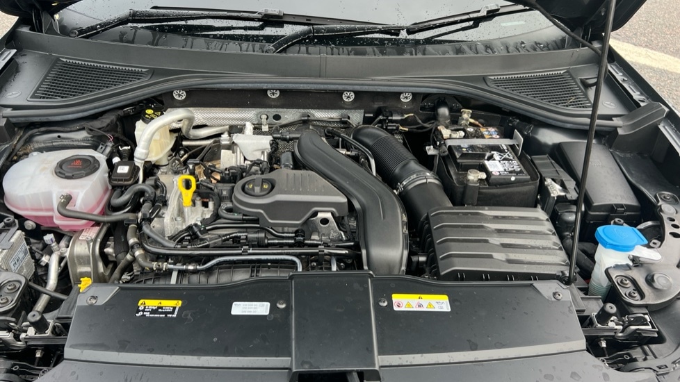 Used Volkswagen T-Roc 2024 for sale - 76528867: Photo 17