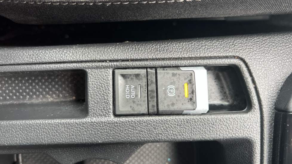 Used Volkswagen T-Roc 2024 for sale - 76528867: Photo 46