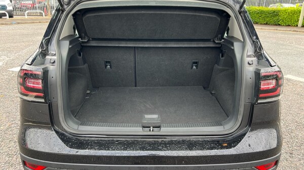 Used Volkswagen T-Cross 2022 for sale - 76180233: Photo 16