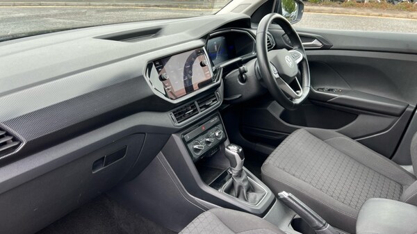 Used Volkswagen T-Cross 2022 for sale - 76180233: Photo 2