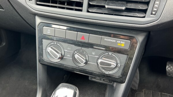 Used Volkswagen T-Cross 2022 for sale - 76180233: Photo 32