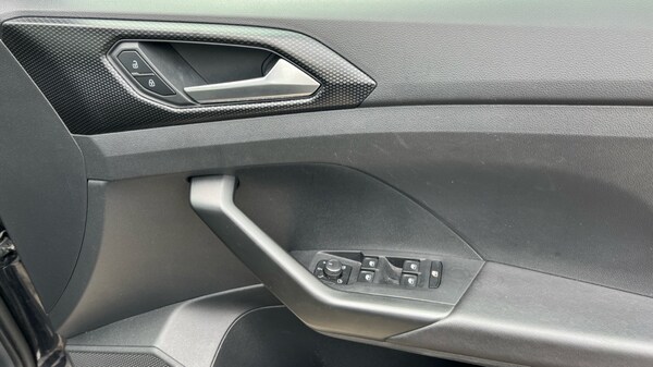 Used Volkswagen T-Cross 2022 for sale - 76180233: Photo 35