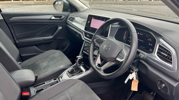 Used Volkswagen T-Roc 2024 for sale - 76007696: Photo 26