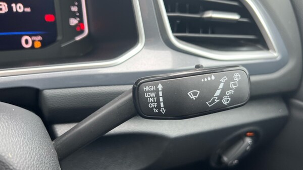 Used Volkswagen T-Roc 2024 for sale - 76007696: Photo 32