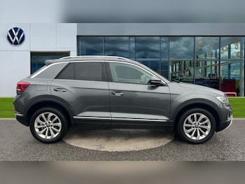 Used Volkswagen T-Roc 2024 for sale - 76007696: Photo 4