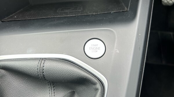 Used Volkswagen Golf 2022 for sale - 75715210: Photo 44