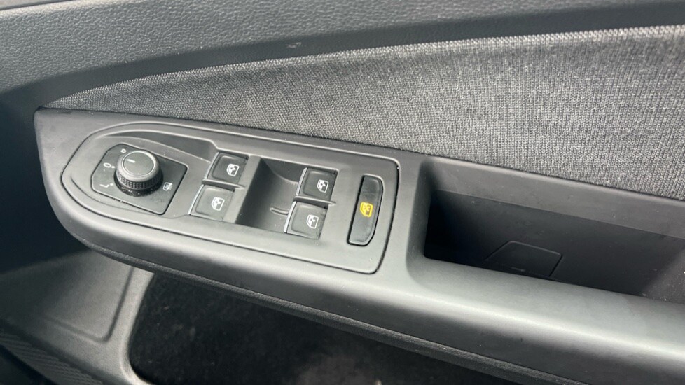 Used Volkswagen Golf 2023 for sale - 76475073: Photo 37