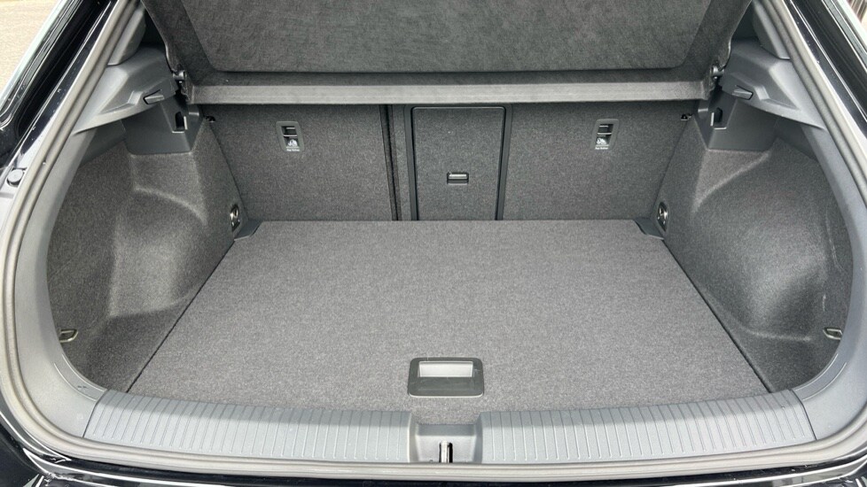 Used Volkswagen T-Roc 2025 for sale - 75829129: Photo 16