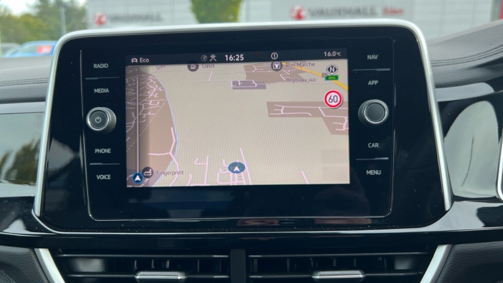 Used Volkswagen T-Roc 2025 for sale - 75829129: Photo 21