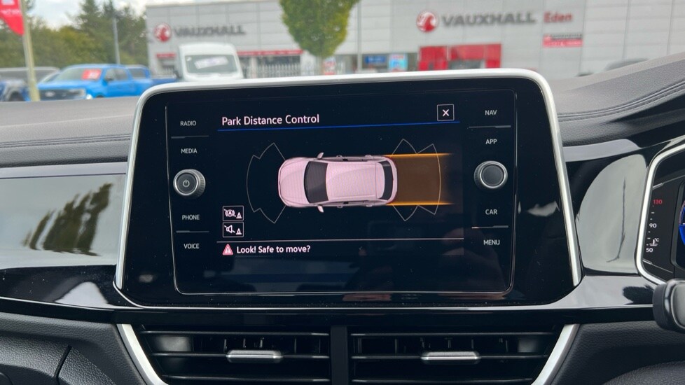 Used Volkswagen T-Roc 2025 for sale - 75829129: Photo 22