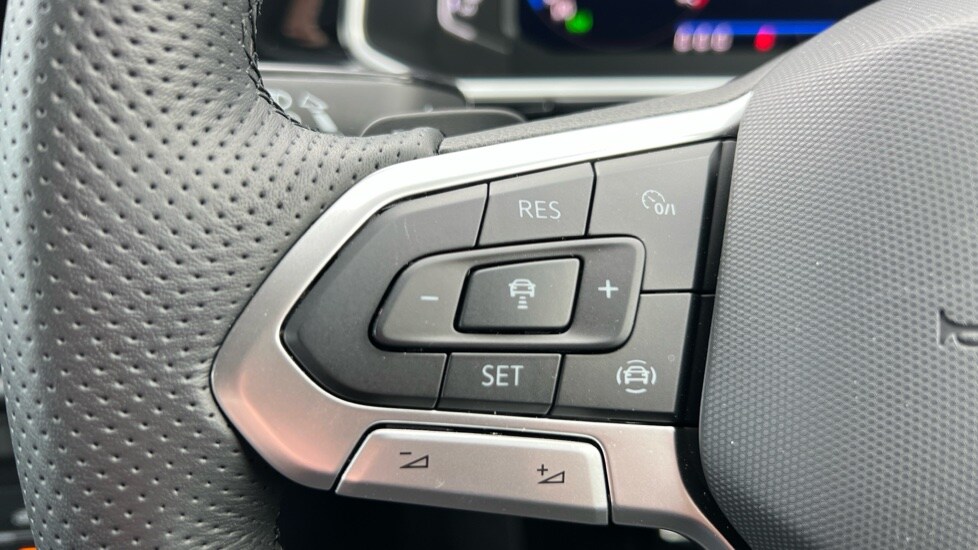 Used Volkswagen T-Roc 2025 for sale - 75829129: Photo 50