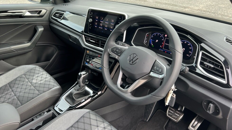 Used Volkswagen T-Roc 2025 for sale - 75829129: Photo 6