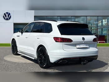 Used Volkswagen Touareg 2023 for sale - 75541214: Photo