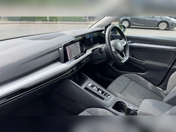Used Volkswagen Golf 2021 for sale - 75629684: Photo