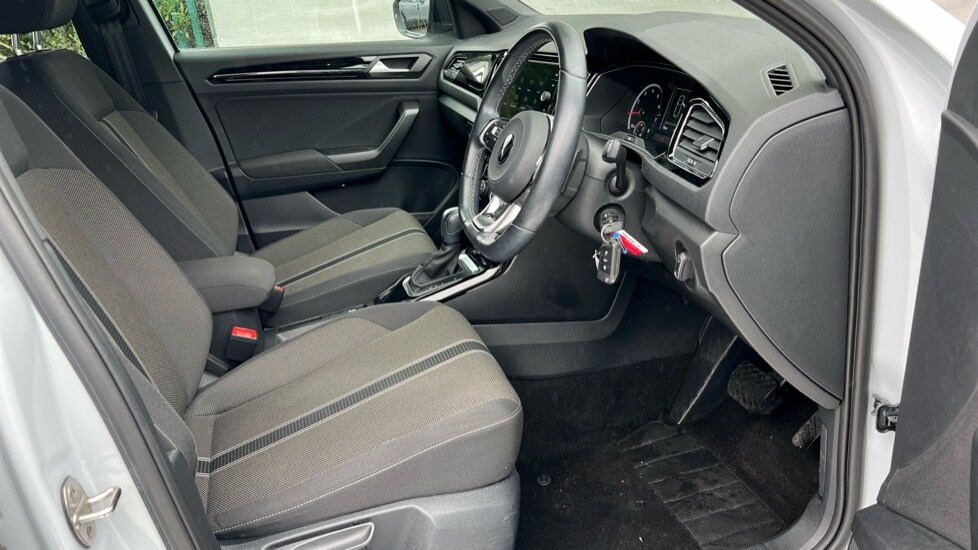 Used Volkswagen T-Roc 2021 for sale - 76475056: Photo 26