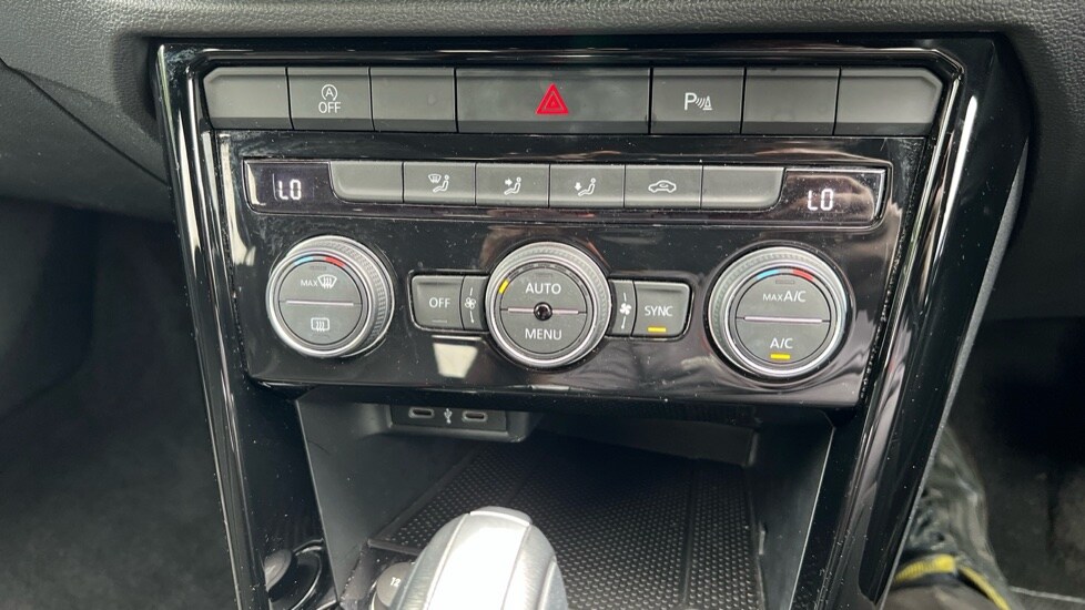 Used Volkswagen T-Roc 2021 for sale - 76475056: Photo 50