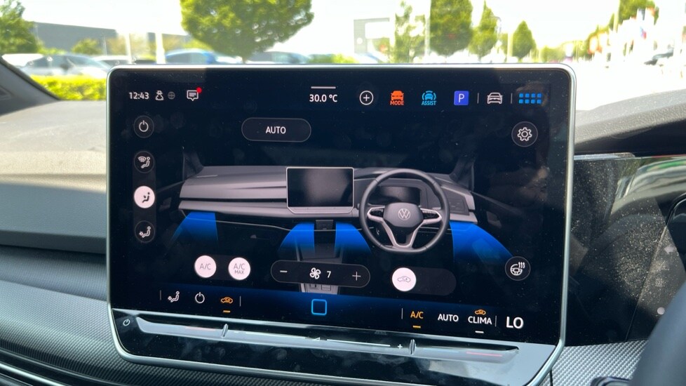 Used Volkswagen Golf 2024 for sale - 76563693: Photo 34