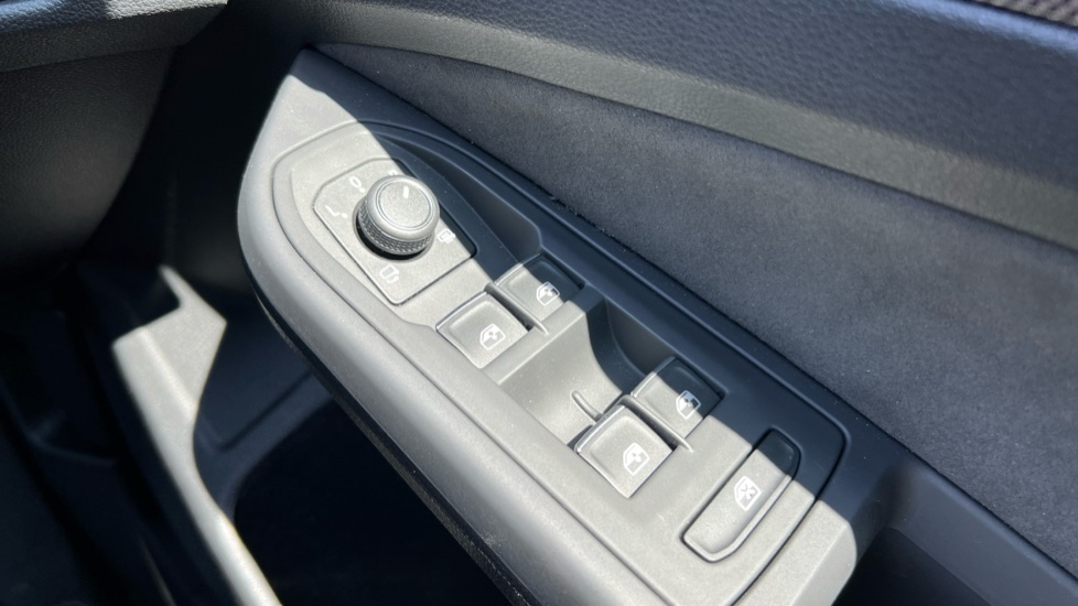 Used Volkswagen Golf 2024 for sale - 76563693: Photo 49