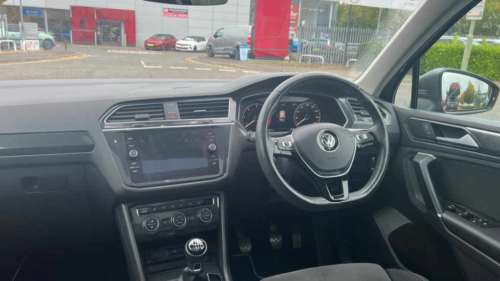 Used Volkswagen Tiguan 2017 for sale - 76447201: Photo 12