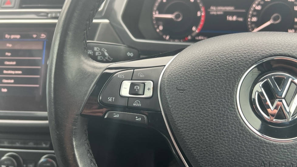 Used Volkswagen Tiguan 2017 for sale - 76447201: Photo 31