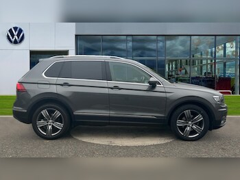Used Volkswagen Tiguan 2017 for sale - 76447201: Photo