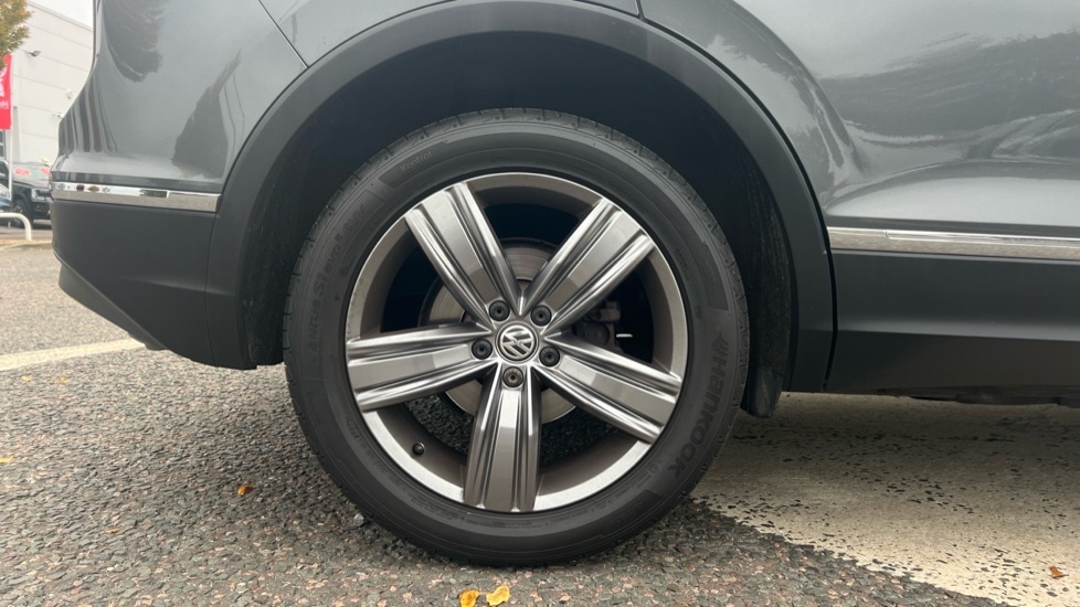 Used Volkswagen Tiguan 2017 for sale - 76447201: Photo 5