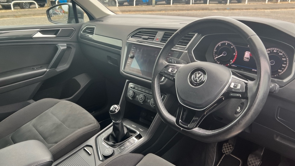 Used Volkswagen Tiguan 2017 for sale - 76447201: Photo 6