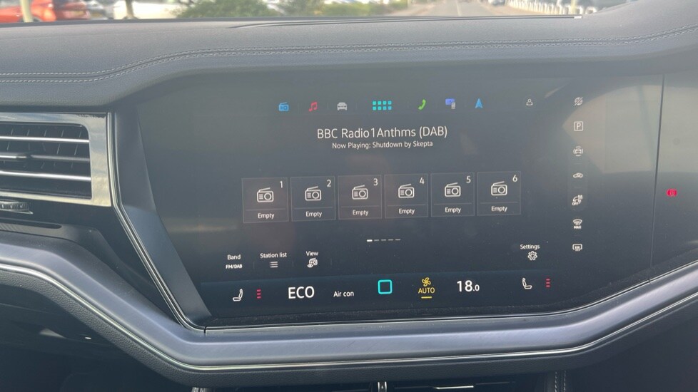 Used Volkswagen Touareg 2025 for sale - 76086523: Photo 25