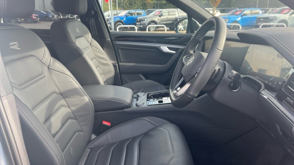 Used Volkswagen Touareg 2025 for sale - 76086523: Photo 26