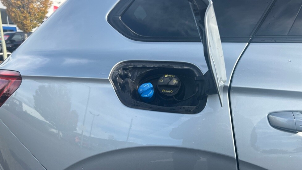 Used Volkswagen Touareg 2025 for sale - 76086523: Photo 29