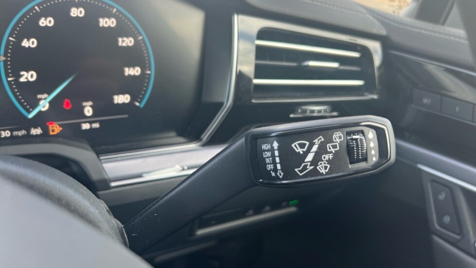 Used Volkswagen Touareg 2025 for sale - 76086523: Photo 32