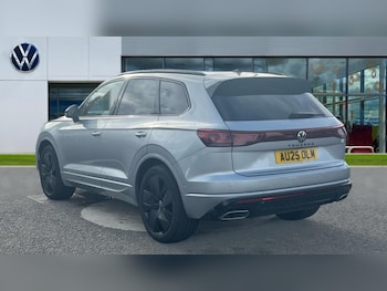 Used Volkswagen Touareg 2025 for sale - 76086523: Photo