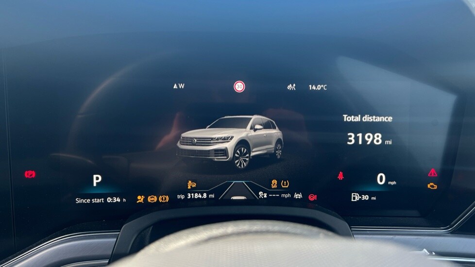 Used Volkswagen Touareg 2025 for sale - 76086523: Photo 44