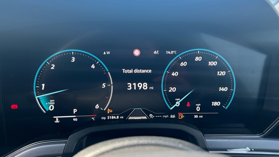 Used Volkswagen Touareg 2025 for sale - 76086523: Photo 45