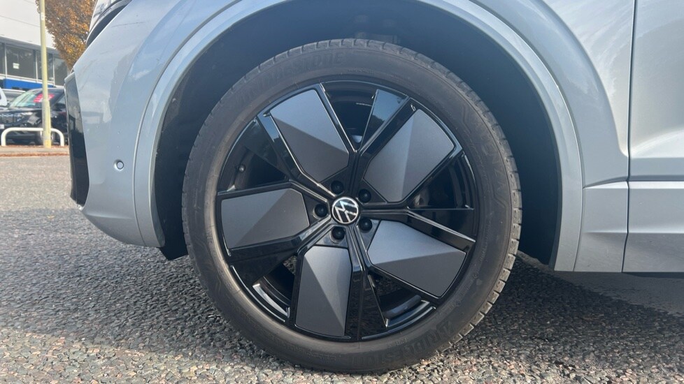 Used Volkswagen Touareg 2025 for sale - 76086523: Photo 5