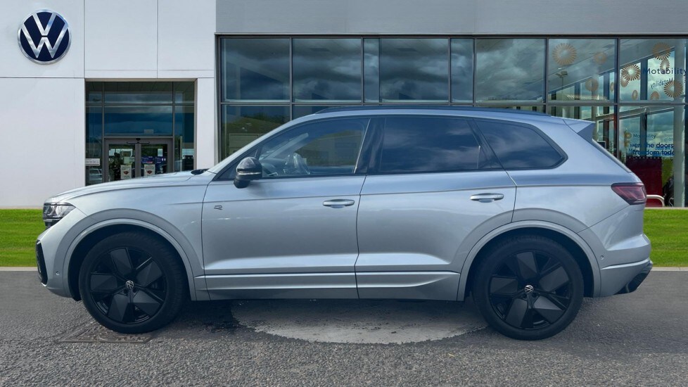 Used Volkswagen Touareg 2025 for sale - 76086523: Photo 9