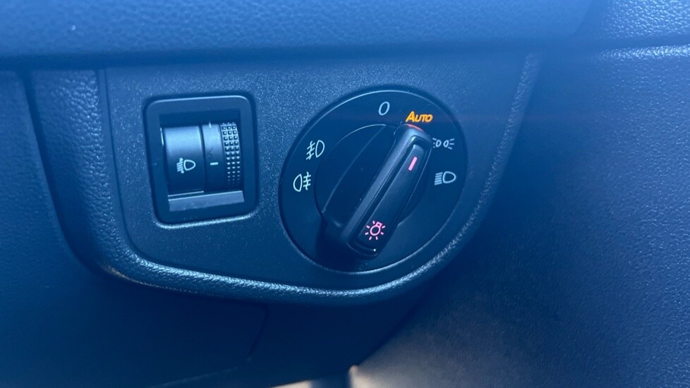 Used Volkswagen Polo 2021 for sale - 76942901: Photo 45