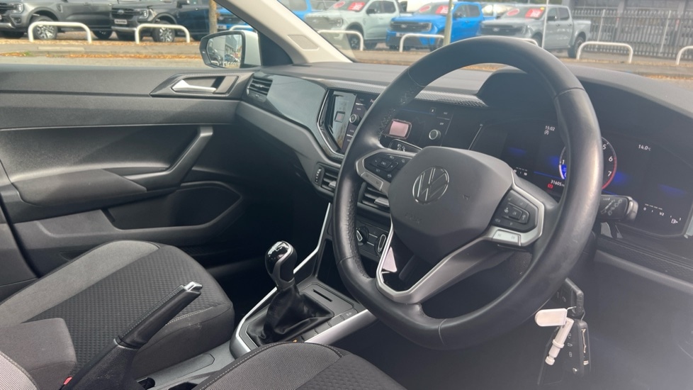Used Volkswagen Polo 2022 for sale - 76942918: Photo 26